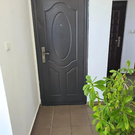 Ogadugu Apartment Bucureşti Exterior foto